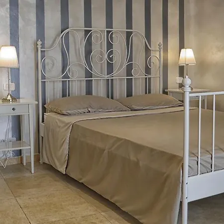 Relais La Pretura 2*
